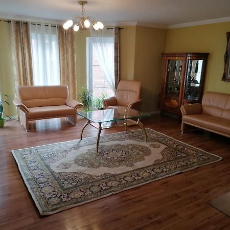 Grosses 4 Zimmer Apartment Naehe Messe Hannover Esterno foto